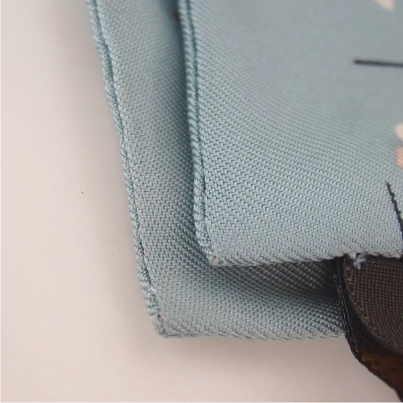 Louis Vuitton Silk Bando Scarf - Picture 11 of 15